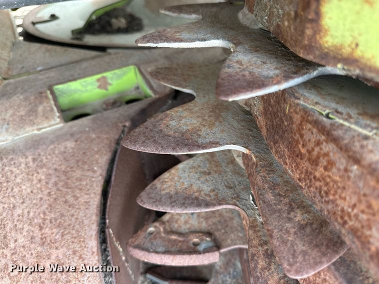 image for item DG4256 2013 Claas 750 Orbis rotary forage head