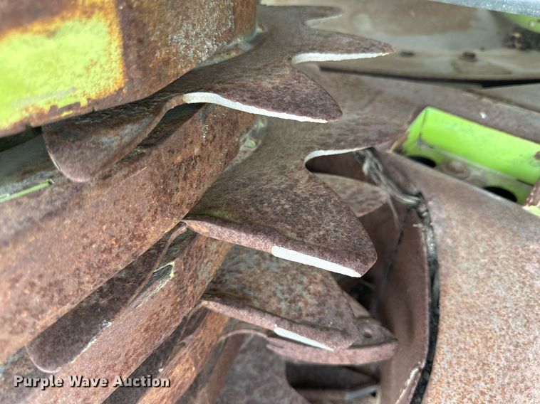 image for item DG4256 2013 Claas 750 Orbis rotary forage head