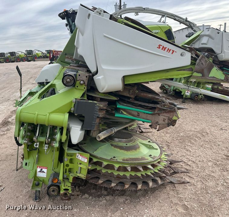 image for item DG4257 2015 Claas Orbis 750 rotary forage head