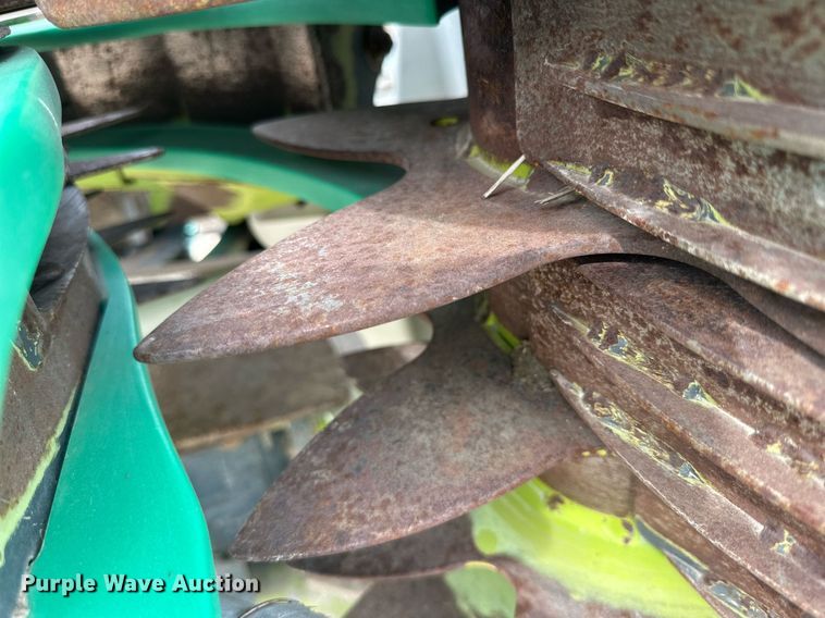 image for item DG4257 2015 Claas Orbis 750 rotary forage head