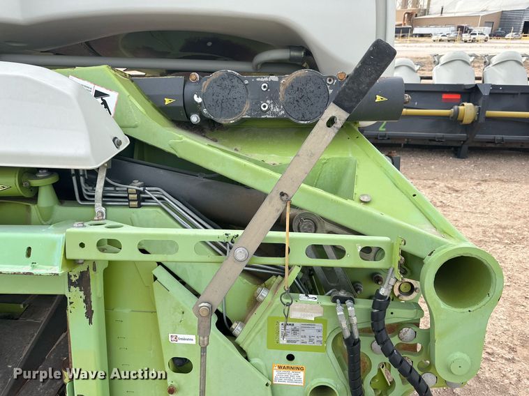 image for item DG4257 2015 Claas Orbis 750 rotary forage head