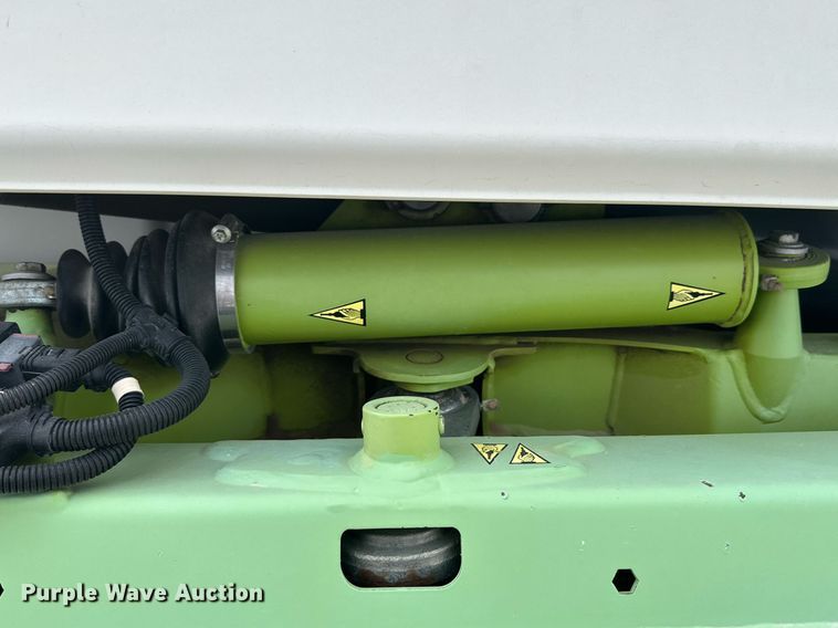 image for item DG4257 2015 Claas Orbis 750 rotary forage head