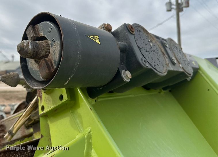 image for item DG4258 2015 Claas 750 Orbis  rotary forage head