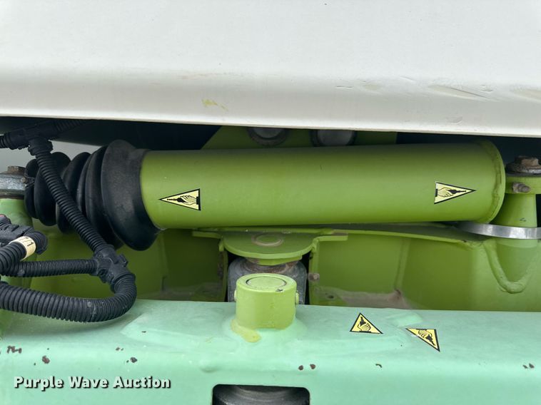 image for item DG4258 2015 Claas 750 Orbis  rotary forage head