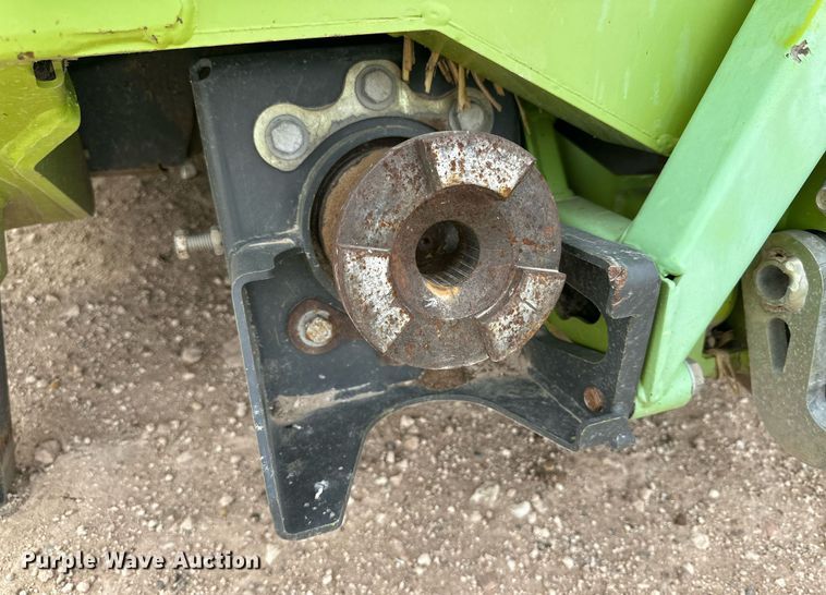 image for item DG4259 2015 Claas 750 rotary forage head