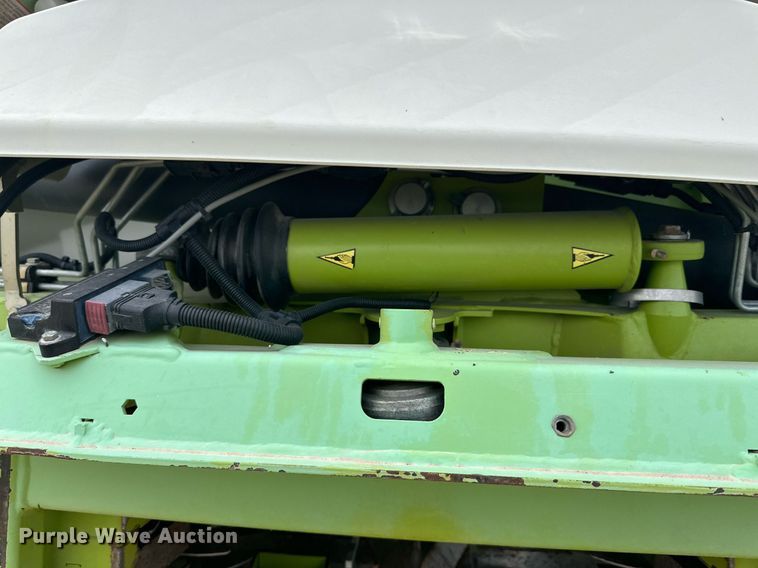 image for item DG4259 2015 Claas 750 rotary forage head