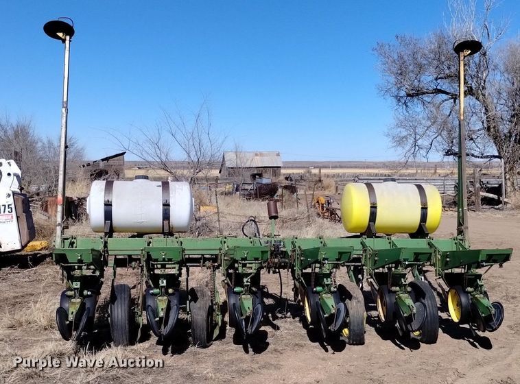 image for item DJ7047 John Deere  7000 planter