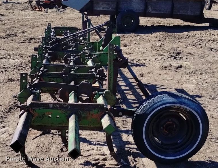 image for item DJ7049 Tillage equipment