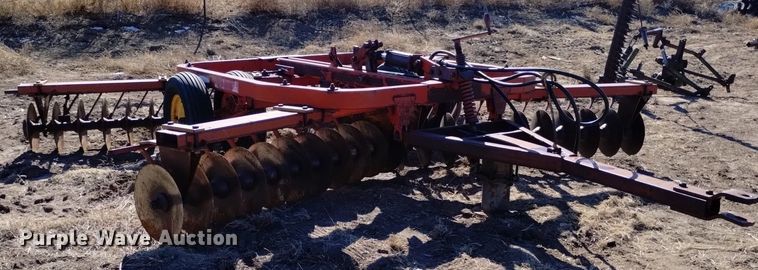 image for item DJ7050 Kewanee tandem disk