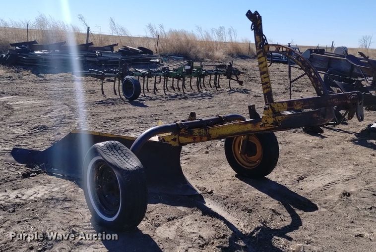 image for item DJ7052 Big Ox ditch plow