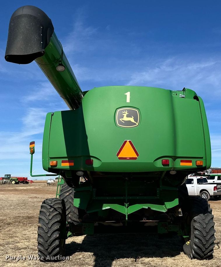 image for item DK6782 2006 John Deere 9660 STS combine