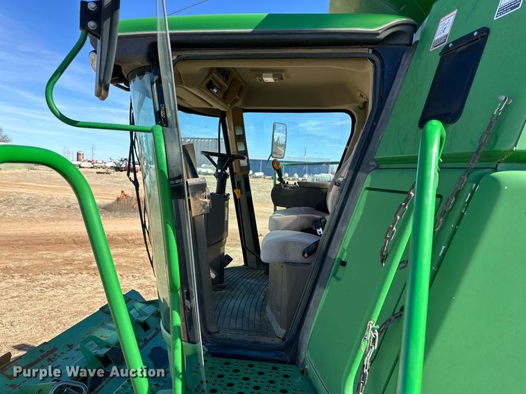 image for item DK6782 2006 John Deere 9660 STS combine