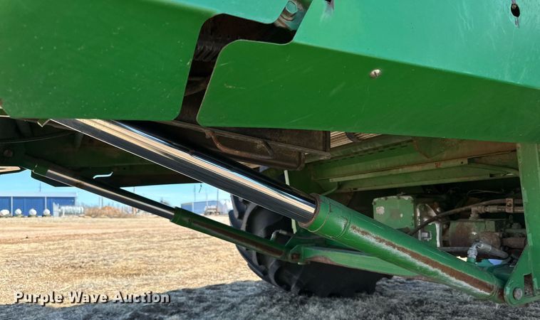 image for item DK6782 2006 John Deere 9660 STS combine