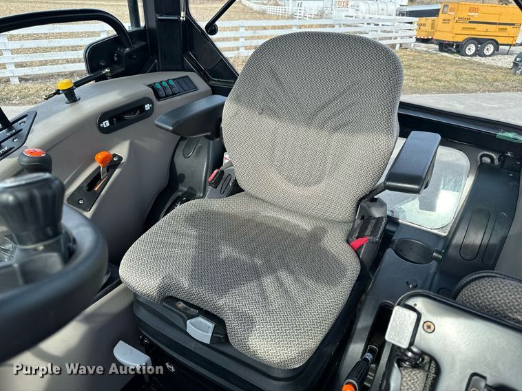 image for item DL4409 2022 Case IH  Farmall 115A MFWD tractor