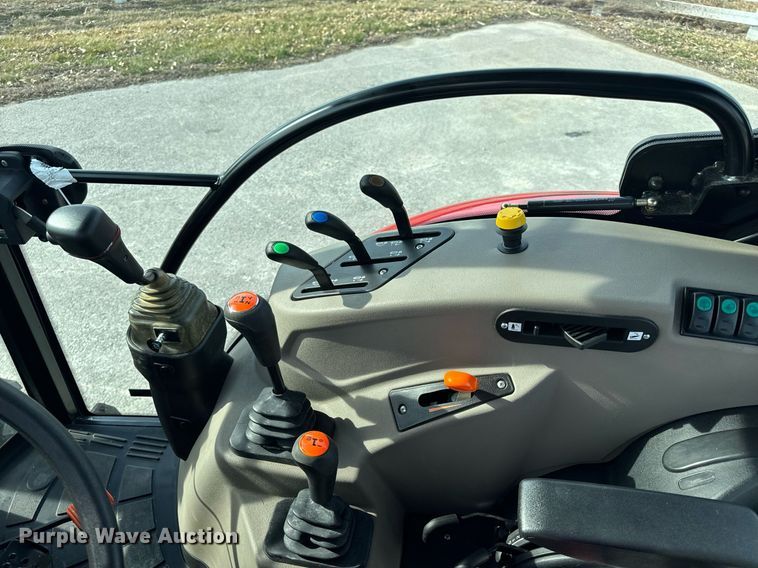 image for item DL4409 2022 Case IH  Farmall 115A MFWD tractor