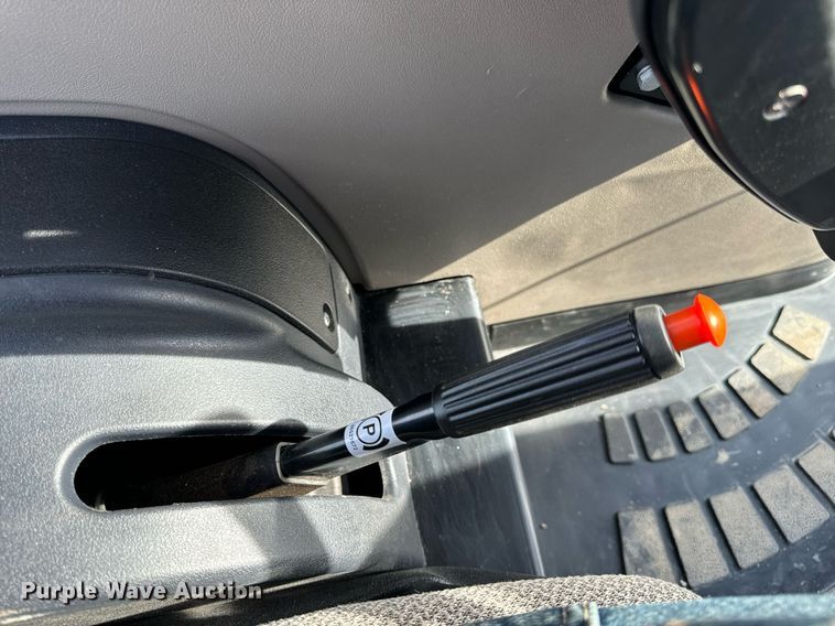 image for item DL4409 2022 Case IH  Farmall 115A MFWD tractor