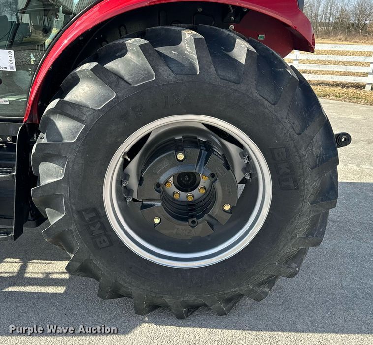 image for item DL4409 2022 Case IH  Farmall 115A MFWD tractor