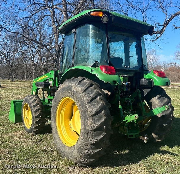 image for item DN0706 2012 John Deere 5083E MFWD tractor