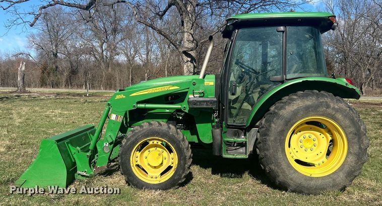 image for item DN0706 2012 John Deere 5083E MFWD tractor