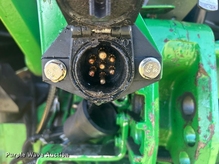 image for item DN0706 2012 John Deere 5083E MFWD tractor