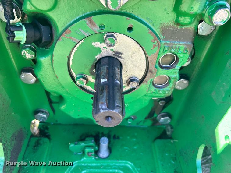 image for item DN0706 2012 John Deere 5083E MFWD tractor