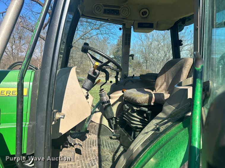 image for item DN0706 2012 John Deere 5083E MFWD tractor