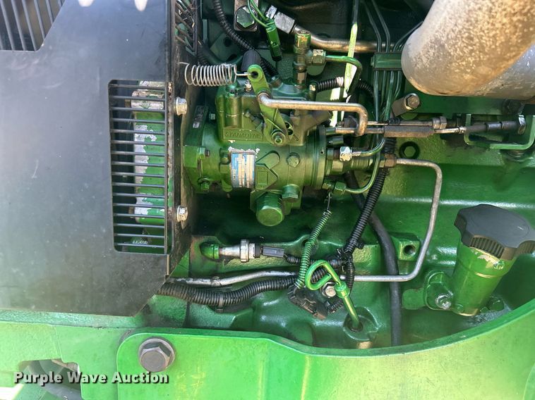 image for item DN0706 2012 John Deere 5083E MFWD tractor