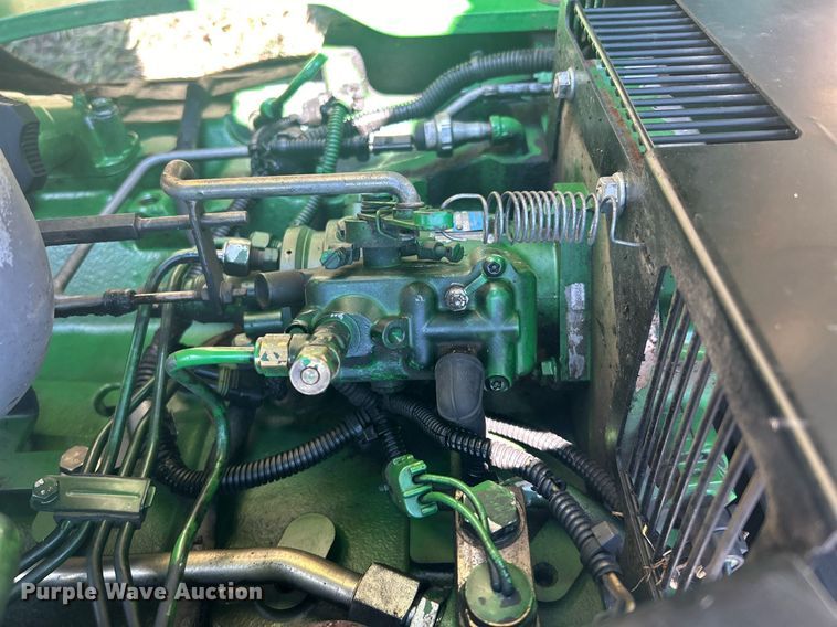 image for item DN0706 2012 John Deere 5083E MFWD tractor