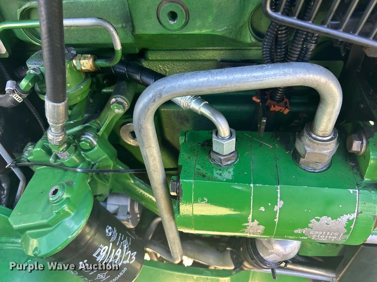 image for item DN0706 2012 John Deere 5083E MFWD tractor