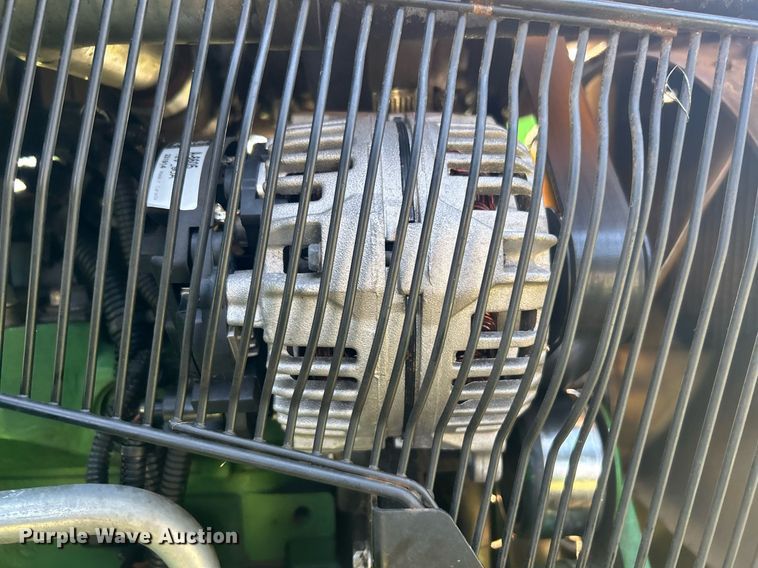 image for item DN0706 2012 John Deere 5083E MFWD tractor