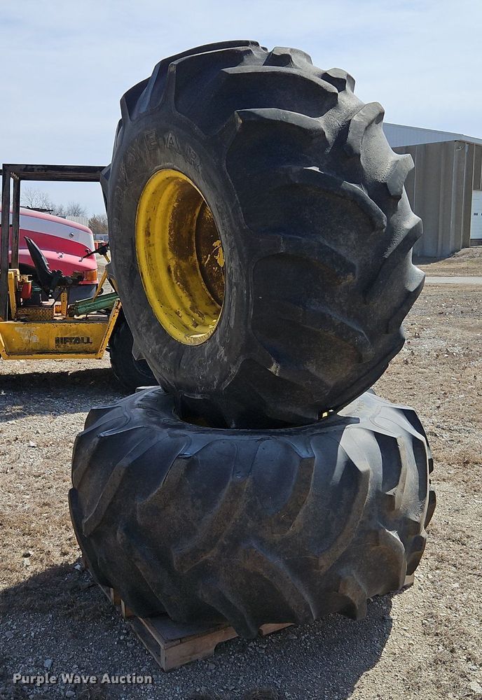 image for item DN7240 (2) Goodyear Dyna Torque II 28L-26 tires and wheels