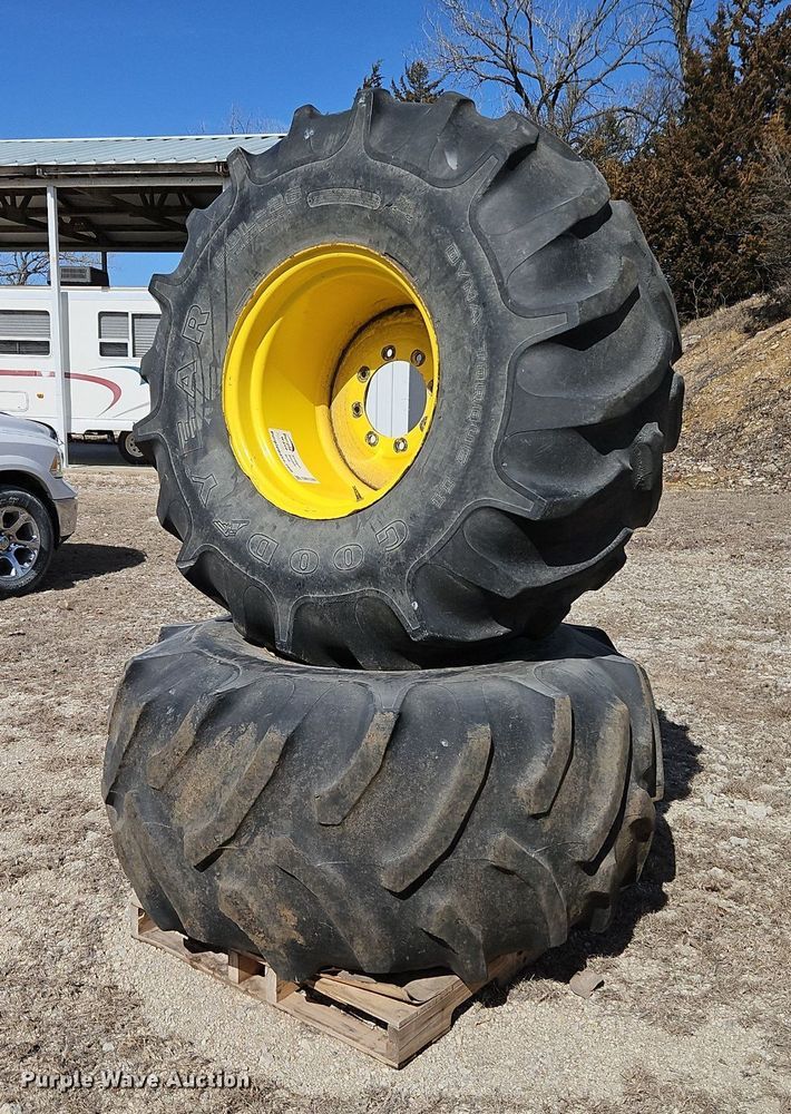 image for item DN7240 (2) Goodyear Dyna Torque II 28L-26 tires and wheels