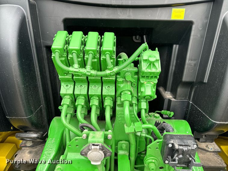 image for item DO2217 2022 John Deere 6R195 MFWD tractor