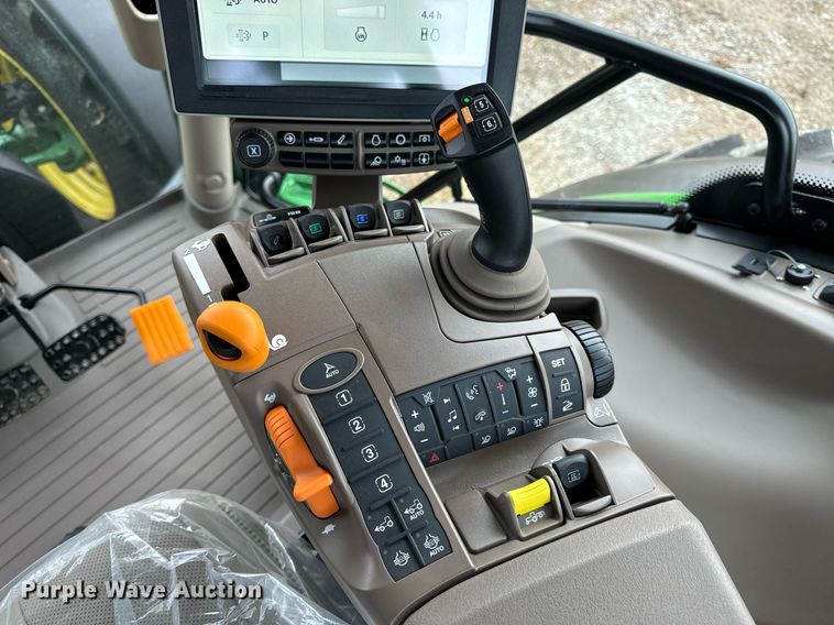 image for item DO2217 2022 John Deere 6R195 MFWD tractor