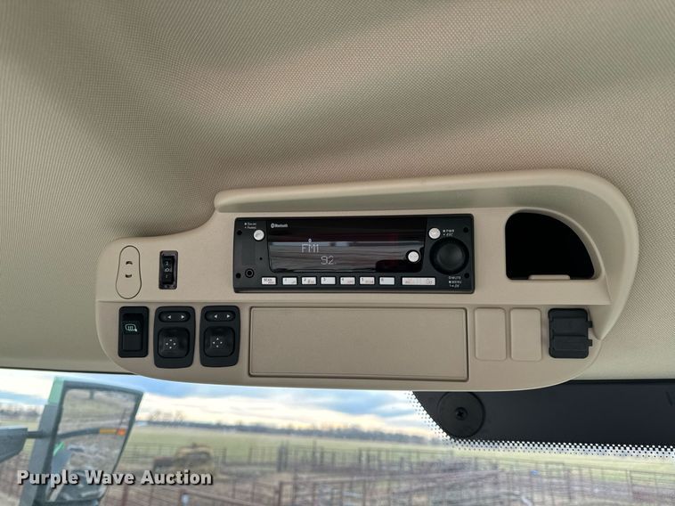 image for item DO2217 2022 John Deere 6R195 MFWD tractor