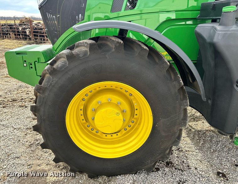 image for item DO2217 2022 John Deere 6R195 MFWD tractor