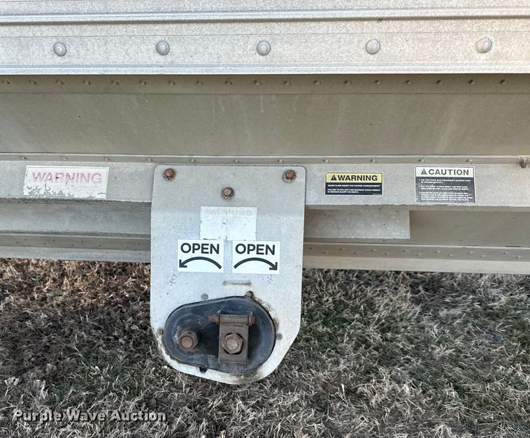 image for item DQ6317 1999 Timpte  Super Hopper  grain trailer