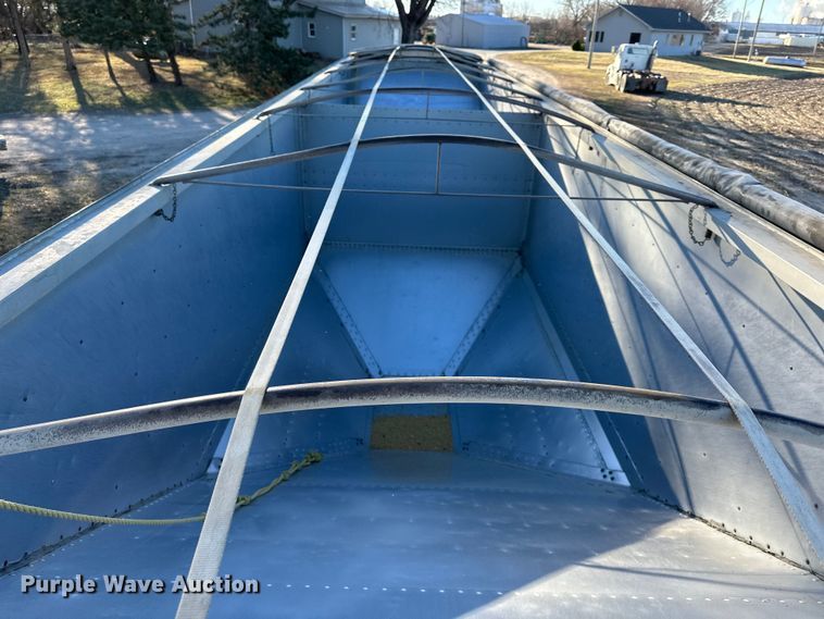 image for item DQ6317 1999 Timpte  Super Hopper  grain trailer