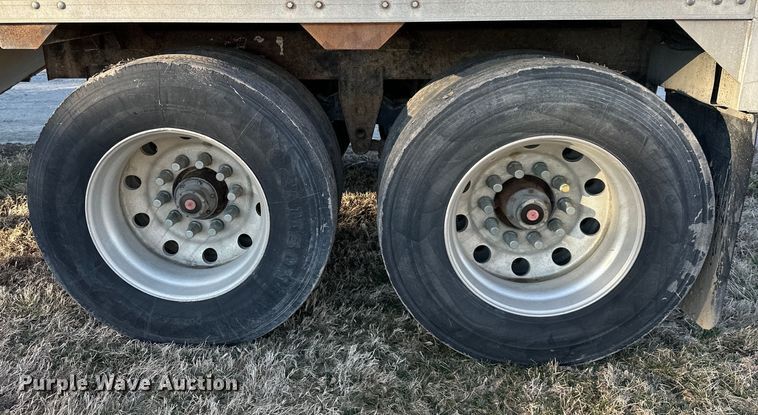 image for item DQ6317 1999 Timpte  Super Hopper  grain trailer