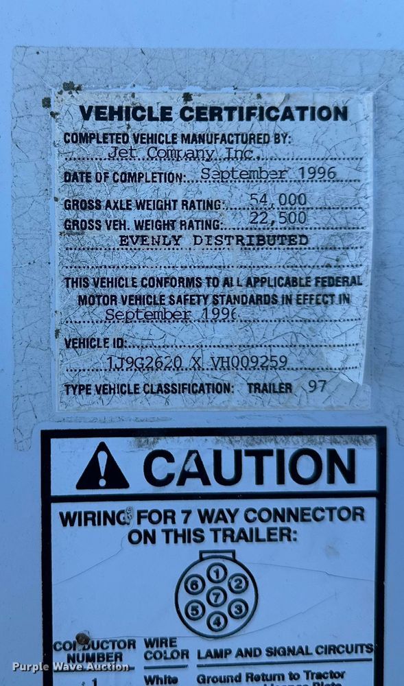 image for item DQ6318 1997 Jetco grain trailer