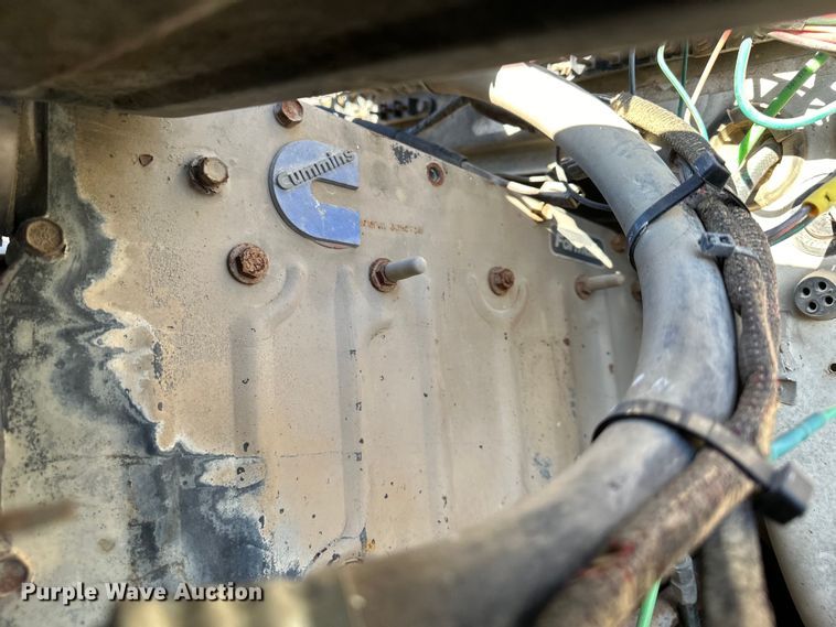 image for item DQ6319 1991 Ford L9000 semi truck