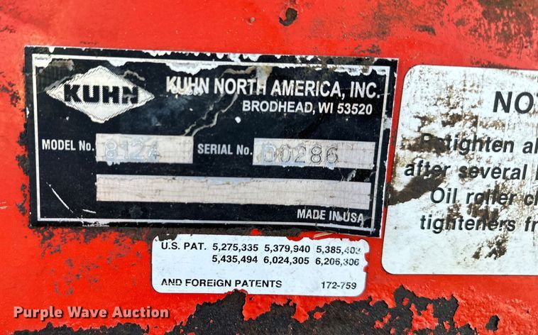 image for item DQ6321 Kuhn Knight Slinger 8124 manure spreader