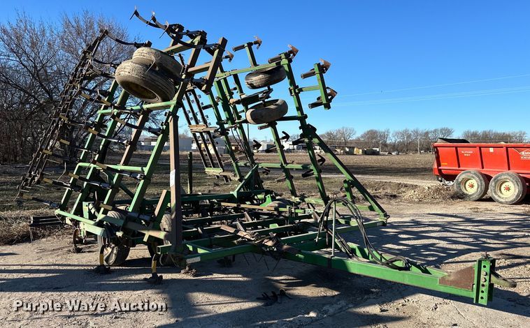 image for item DQ6322 John Deere  field cultivator