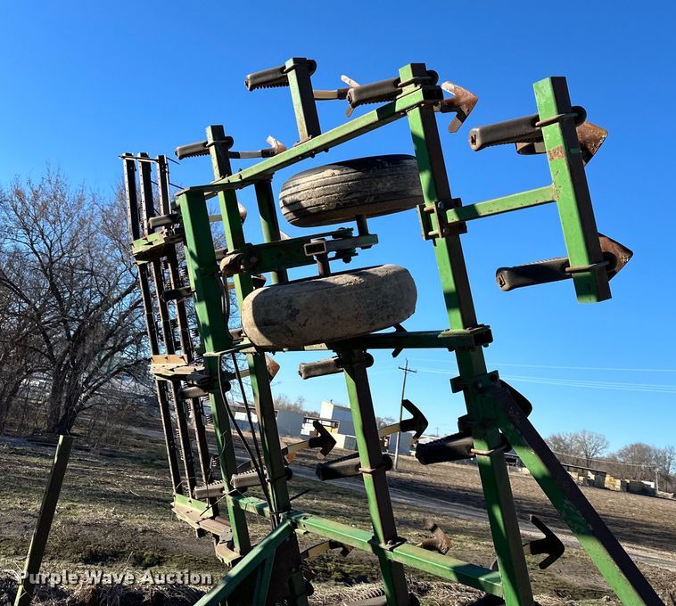 image for item DQ6322 John Deere  field cultivator