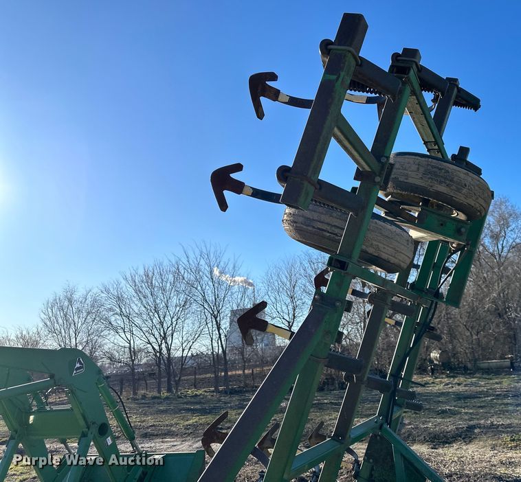 image for item DQ6322 John Deere  field cultivator
