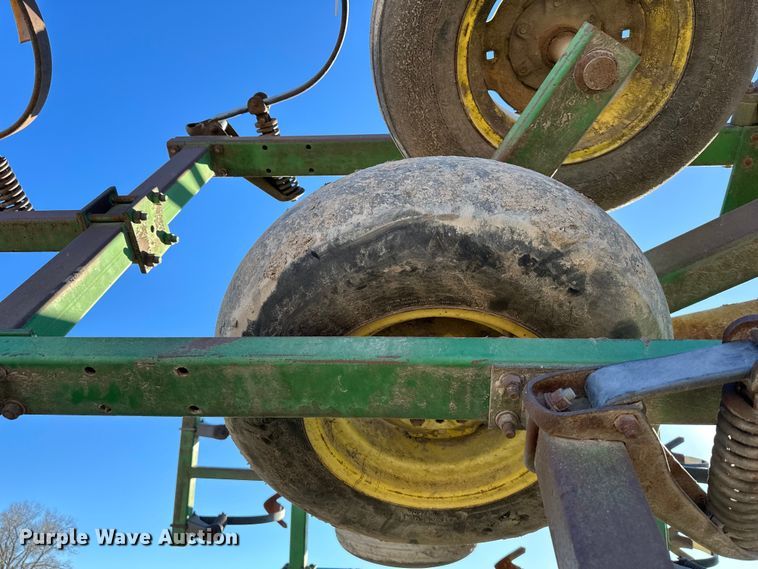 image for item DQ6322 John Deere  field cultivator