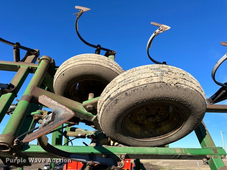 image for item DQ6322 John Deere  field cultivator