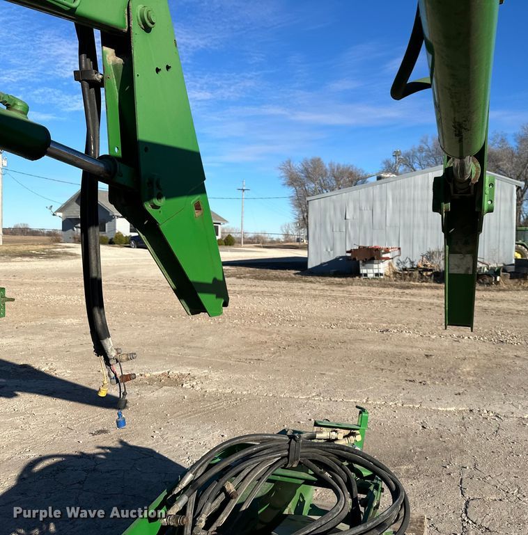 image for item DQ6323 John Deere 740 loader attachment