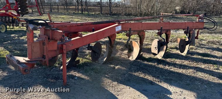image for item DQ6324 Case  five bottom plow