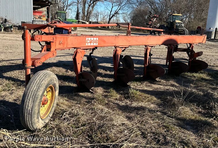 image for item DQ6324 Case  five bottom plow